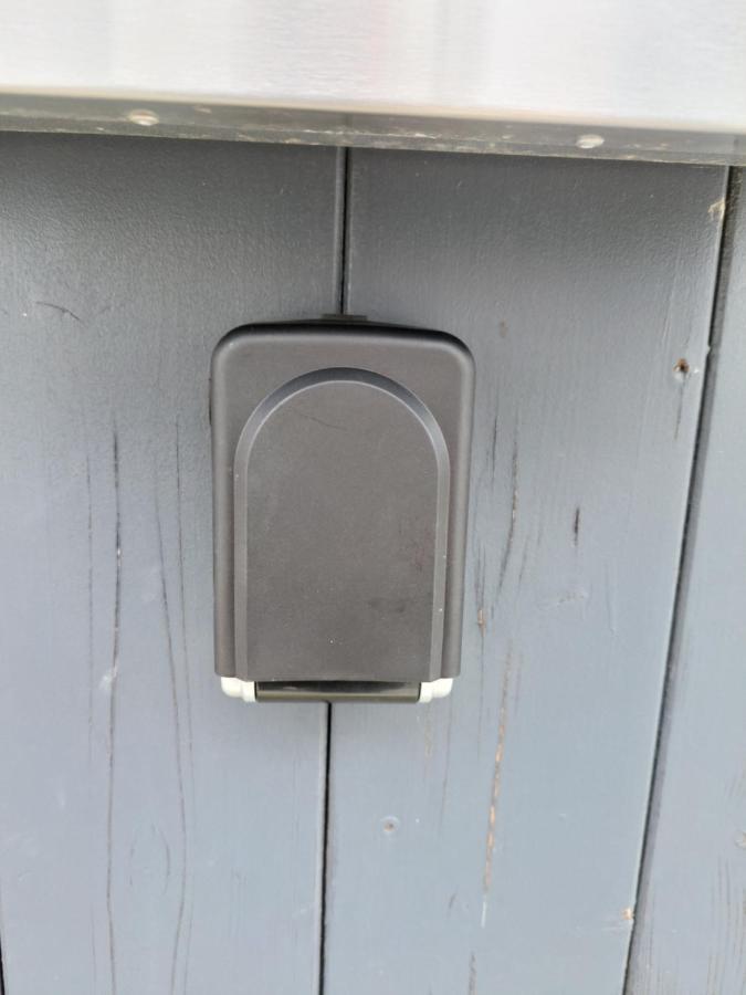 Ganze Ferienwohnung 5 Km Von Erfurt, Mit Kaffeevollautomat, Tv, Wlan, Boxspringbett, Schlafsofa Und Einkaufsmoeglichkeiten, Sehr Gute Anbindung Zur A71 Und A4, Kostenloser Oeff Parkplatz Fuer Pkw Und Transporter Elxleben Kültér fotó
